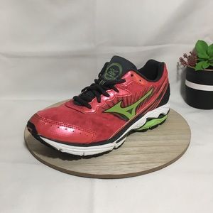 Mizuno Wave Rider 16